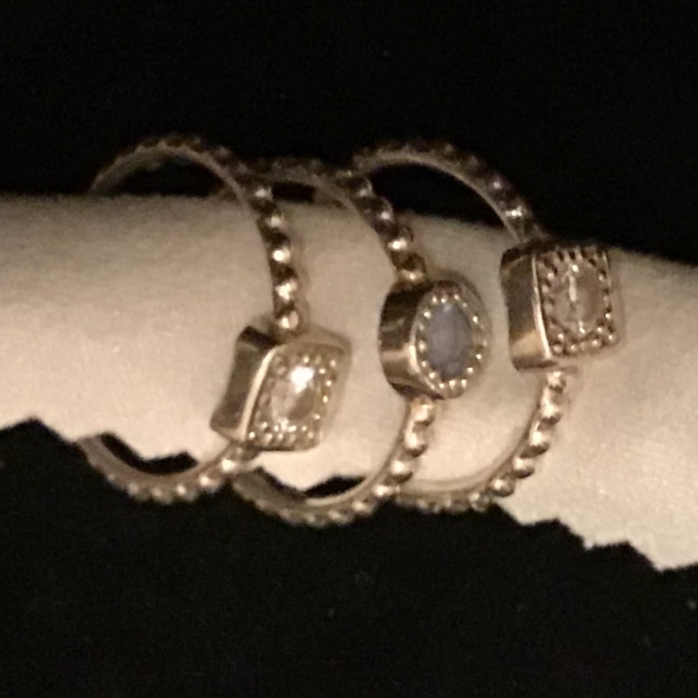 TRIO Sapphire Rings Size 7 - Picture 3 of 16